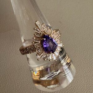 💜 Bomb Party “A Perfect Petal” Ring 💜